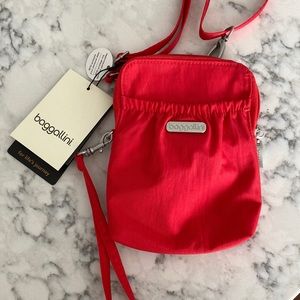 Baggallini Cross Body Bag